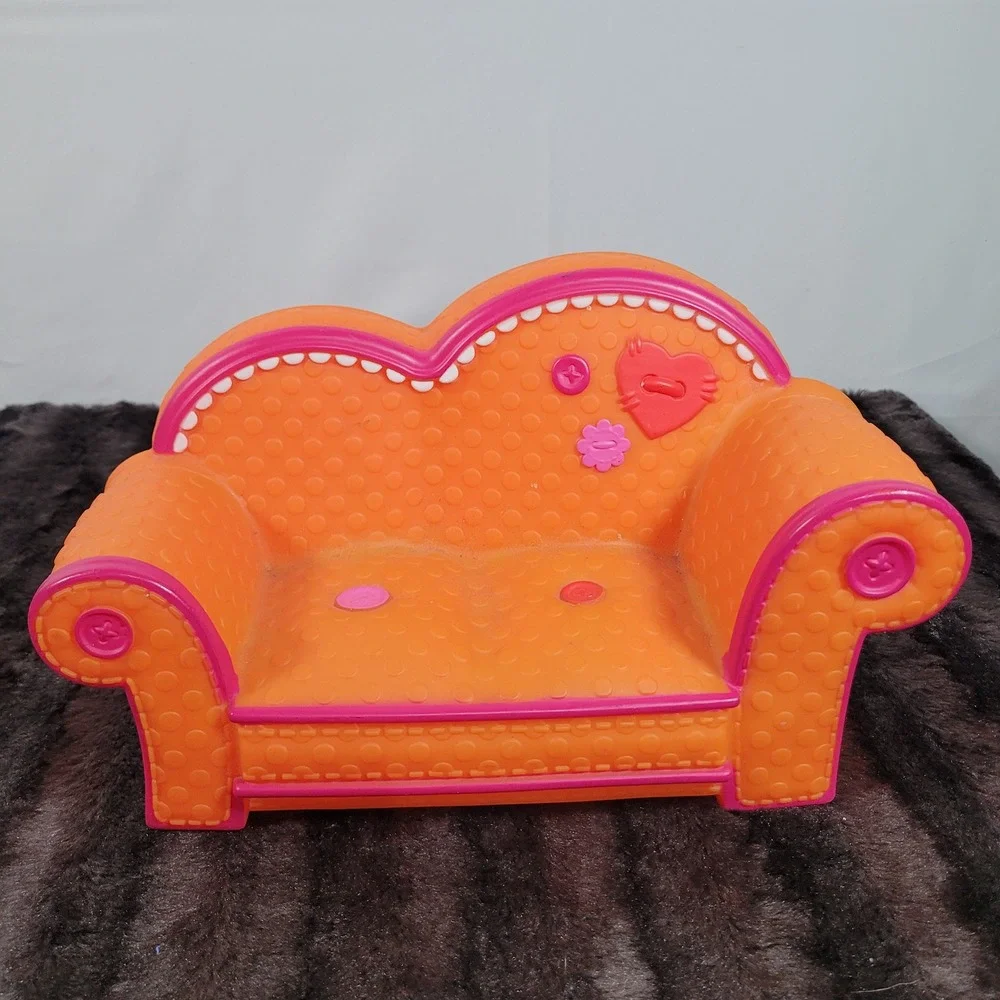 Lalaloopsy MGA Entertainment Orange Pink Button Couch Doll Furniture 2010 506560